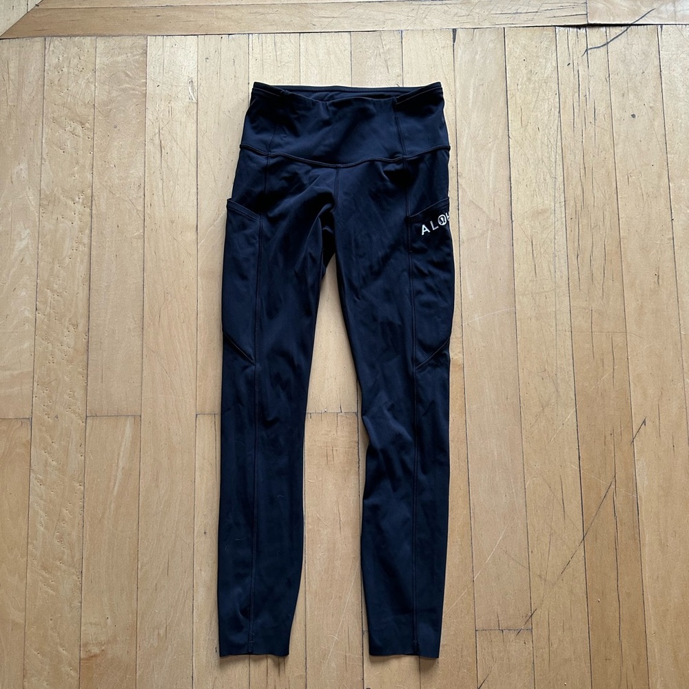 Lululemon Special Edition Aloha Fast & Free size 4